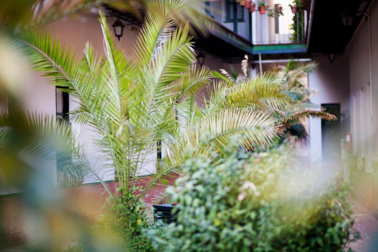Alohamundi Lumbreras I Apartment Sevilla Exterior foto